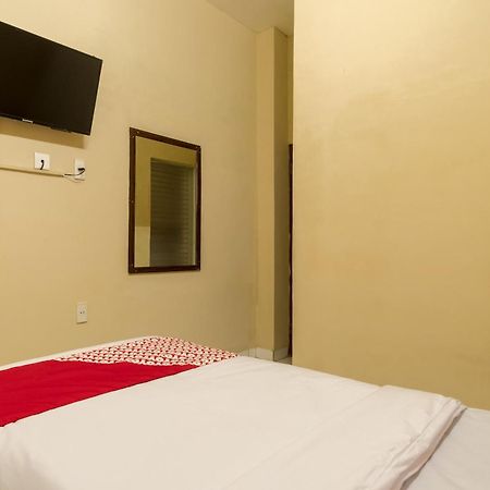 Capital O 615 Residence Puri Hotel Syariah メダン エクステリア 写真